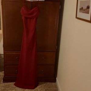 Red evening/ prom dress, Betsy and Adam by. Jaslene, Size 8 petite (Small- M)